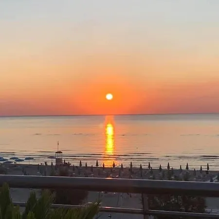 Apartamento Attico Sul Mare Alba Adriatica